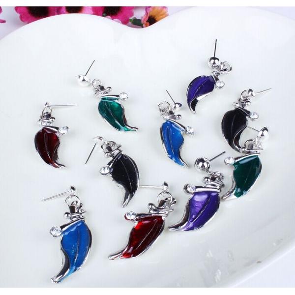 Cheap price retro classic exaggerated leaf earrings diamond necklace color drip