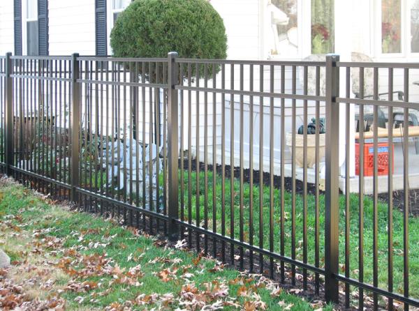 Strong 5ft Height Steel Tubular Fencing With Flat Top For Backyard