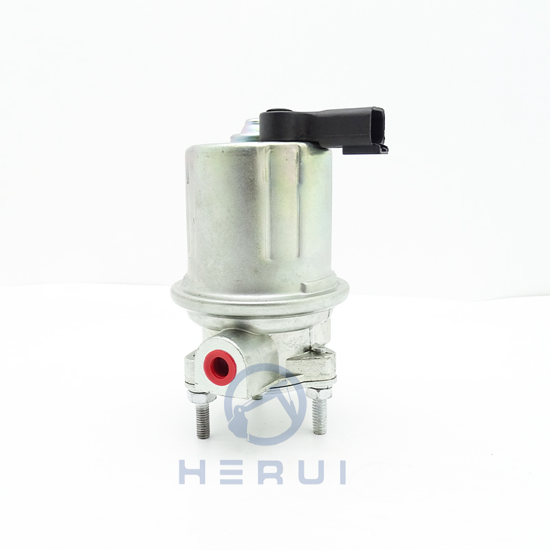 24V Fuel Transfer Pump 3990106 Electronic Oil Transfer Pump SBB5 Excavator Spare Parts