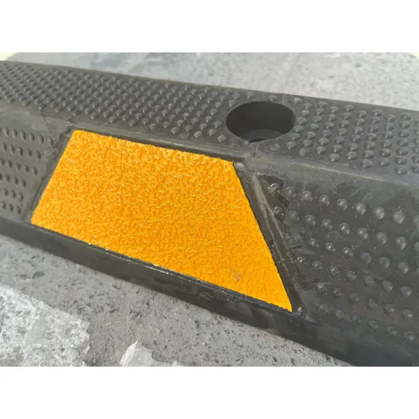 183cm Rubber Wheel Stopper Speed Bump with 10cm Height and 15kg Weight for Durable Parking Safety