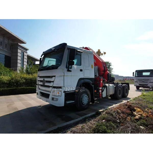 Производственная цена Sinotruk HOWO 6x4 тракторный грузовик с 10-тонным складывающимся краном