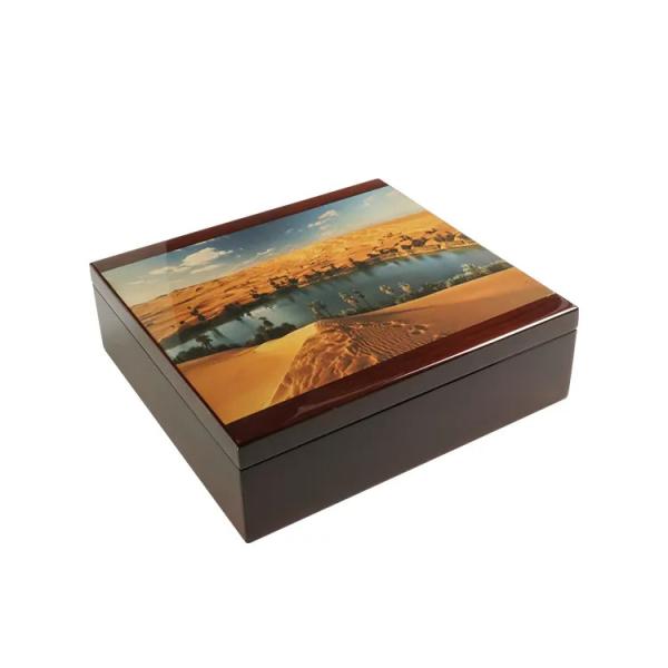 Laca luxuosa que pinta caixas de presente de madeira feitas sob encomenda para o empacotamento da joia do chocolate