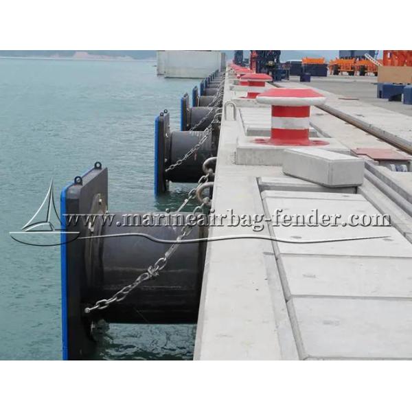 Durable Marine Dock Rubber Fenders Customized With Stainless Steel Chain