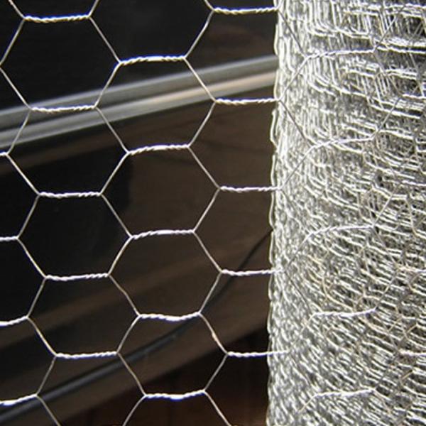 Pvc Coated Or Galvanized Hexagonal Chicken Wire Mesh For Poultry