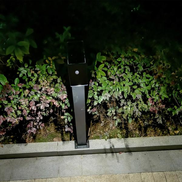 10W Solar Powered Motion Activated Light 500 Lumens Super Bright Solar Lamp Post