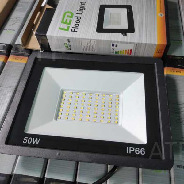 Waterproof 10W/20W/30W/50W/100W/150W/200W/300W/400W LED Projector for Sports Stadium