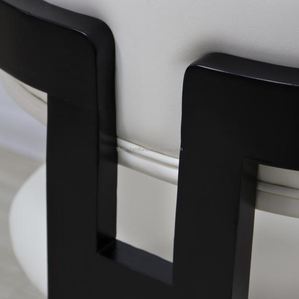 Custom Luxury Restaurant Furniture Fabric Upholstery Solid Wood Dining Room Chairs for Personalized Dining