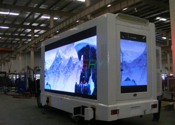 6500Nits LED Truck Advertising 4.096M X 2.048M 1R1G1B 3In1 HD LED Screen