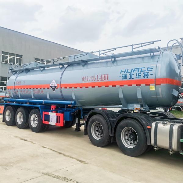 3 axles Large Tank Semi Trailer For Dangerous Chemical Liquid Transport 32T Max Payload