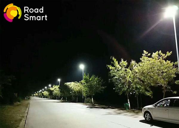 Double Panels Commercial Solar Parking Lot Lights For Main Road CE Rohs Certificates