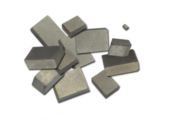 High Tensile Strength TCT Saw Blade Tips / Cemented Carbide Tips OEM Accepted