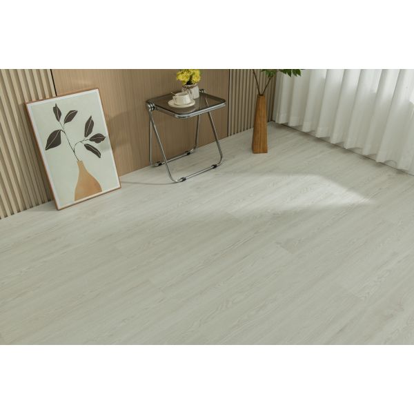 Waterproof 4mm SPC Rigid Core Vinyl Plank Flooring with Click Lock 0.5mm