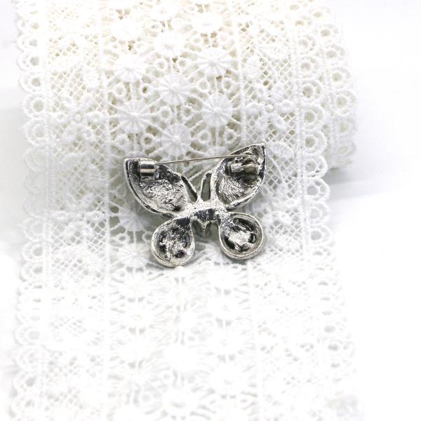 Green Alloy Fashion Brooch Pin , Butterfly Diamond Brooch 2.8cm Height