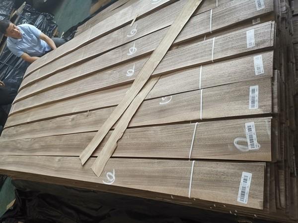 0.5mm American Black Walnut Wood Veneer  for Furniture/ Doors