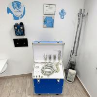 Équipement d'école dentaire Unité dentaire portable Pratique étudiante en dentisterie Unité de thérapie dentaire Dentiste privé Chariot chirurgical dentaire