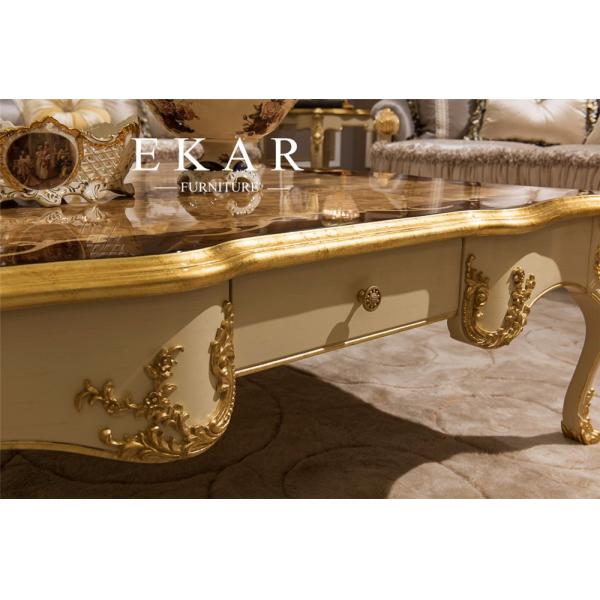 Living room french provincial coffee table / carved coffee table