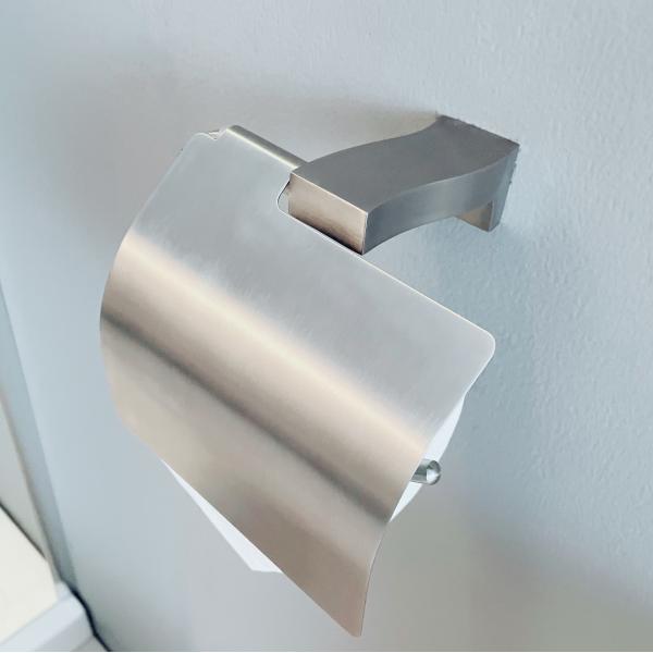 SUS304 Stainless Steel Paper Holder With Cover Satin Finish Tissue Paper Towel Wall Holder