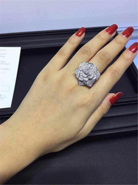P Rose ring 18k gold  white gold yellow gold rose gold diamond ring Jewelry factory in Shenzhen, China