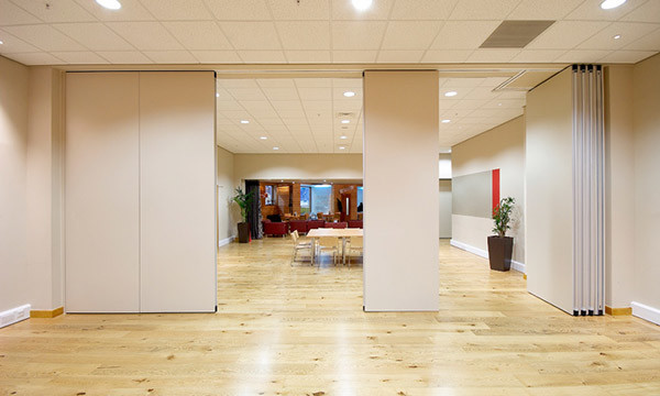 4 Meters High Gypsum Board Movable Wall Partitions / Indoor Acoustic Foldable Wall Panels