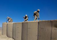 Le mur militaire d'armée zinguent - le type enduit en aluminium barrières défensives de bastion de barrière de Hesco pour l'inondation