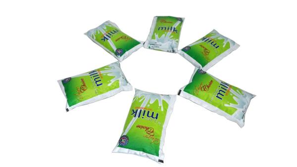 Milk Aseptic Filler Machine 4500-9000 PPH Liquid Pouch Packing Machine