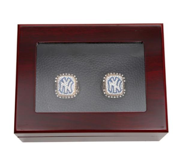 Lacquered Wooden Ring Jewelry Gift Packing Box With Clear Window