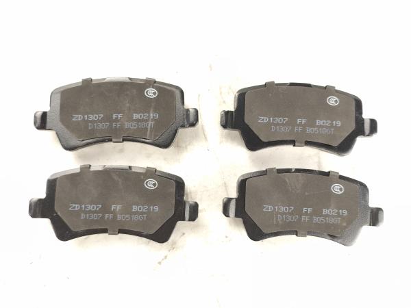 30648382 30671576 30671575 Rear Brake Pad For Volvo S80 V70 S70 S60 XC70 XC60