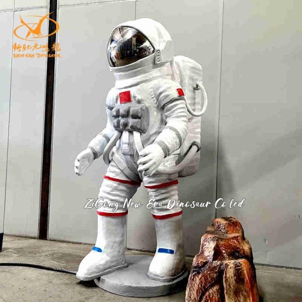 Personnage animatronique d'astronaute pour le musée des sciences et de la technologie