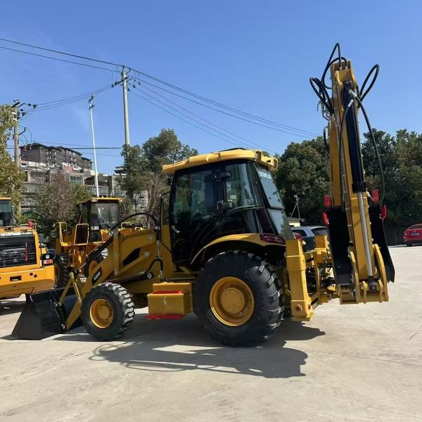 Cat420F backhoe loader, suitable for construction, municipal engineering,agriculture
