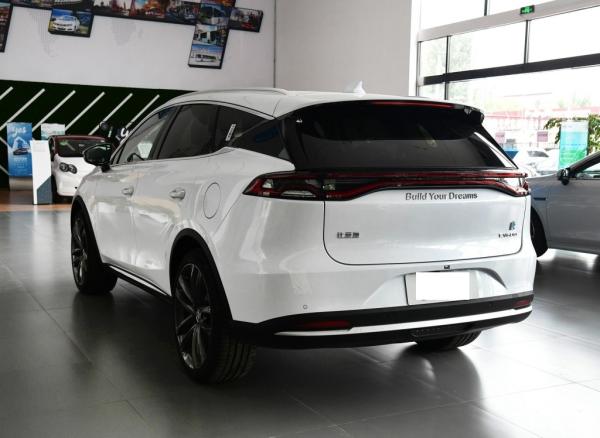 BYD EV600 520km Four Seater Electric Car 180kw 2 Wheel Drive Vehicles