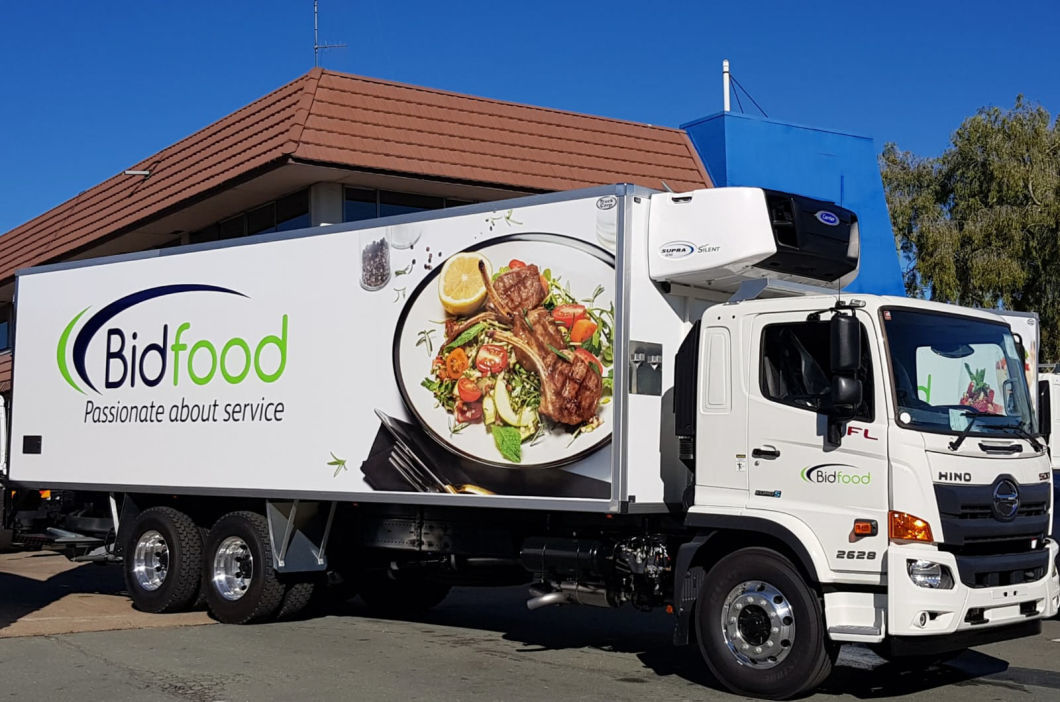 Production Formed at High Pressure by Cacuum Technonigy of Ge Snowfall FRP Truck Body