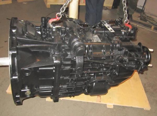 Black Truck Spare Parts FAST Gearbox Assembly With 9 / 10 / 12 Speed Gear