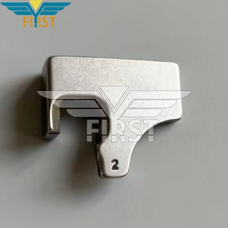 75 Nail Head Opening Plate Gripper Pad for Saddle Nail Machines with Stable Gripping and Left/Right Push Workflows