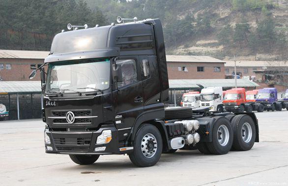 Dongfeng Tractor Trailer Truck 420 HP RHD DCI 420-30 Engine With 3 Persons Cab