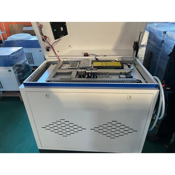 Machinery Repair Shops 1kw 1.5kw 2kw Metal Letter Mould Welding Handheld Optical Fiber Laser Soldering Welder Machine with 1064nm Wavelength