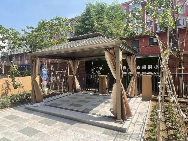Pergola de metal para o exterior Gazebo de metal de telhado de alumínio Pavilhão de cobertura