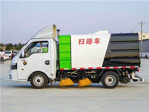 Light Duty Garbage Disposal Truck Truck Mounted Street Sweeper 4x2