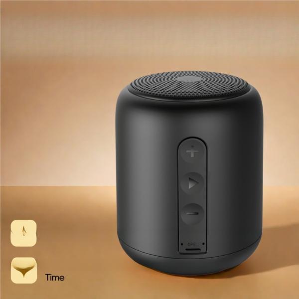 Wholesale Wireless Outdoor Mini Bluetooth Speaker Portable Rechargeable Surround Sound Bluetooth Speakers for Playing Music