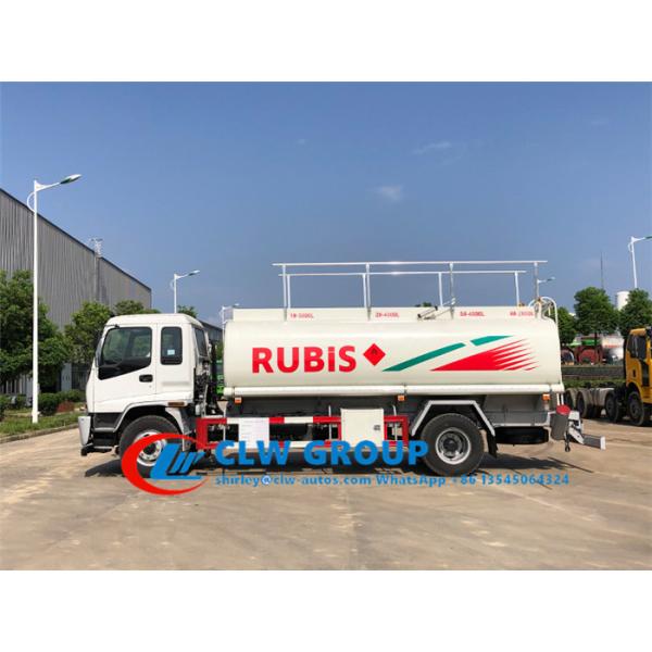 4 camion d'ISUZU FTR 15000L Refueler de compartiment