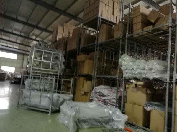 2018 Mercedes Benz Car Parts OEM 2135200000 E400 W213 Compatible