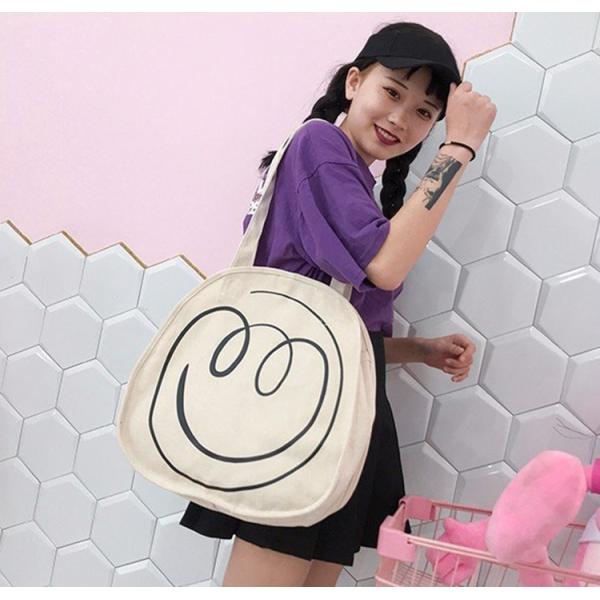 Spring / summer 2018 new Japanese smiley face printed canvas bag women shoulder bag art handbag