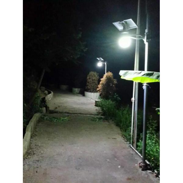 Integrated Solar LED Wall Light 4W Monocrystalline Silicon Microwave Motion Sensor