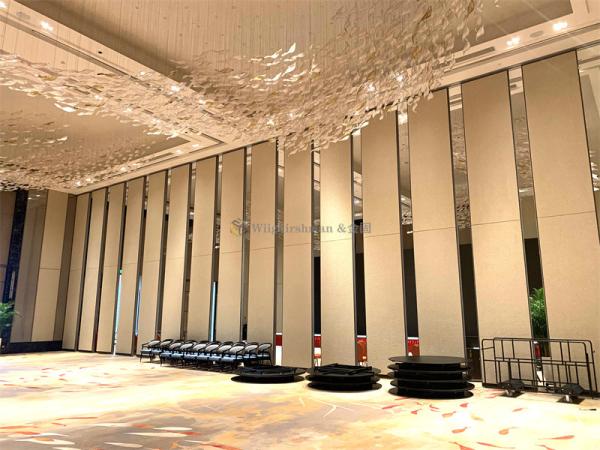 Elegant Office Divider Walls Low Maintenance For Commercial Spaces