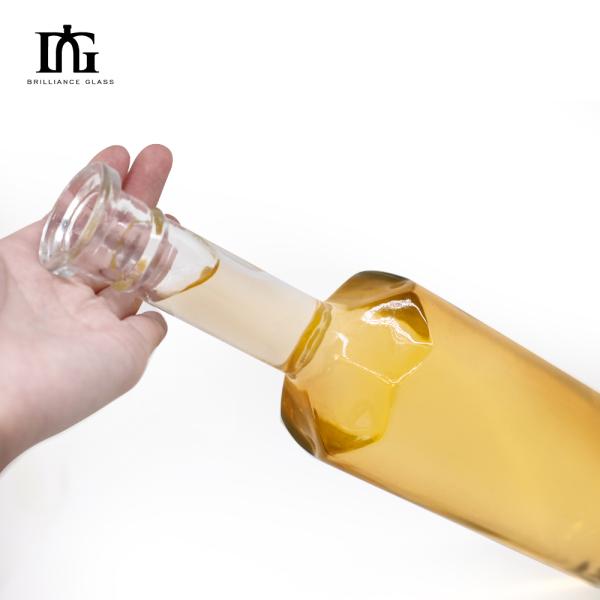 Base Material Glass 750ml/700ml Spirits Wine Bottles for Rum Whisky Vodka Gin Liquor