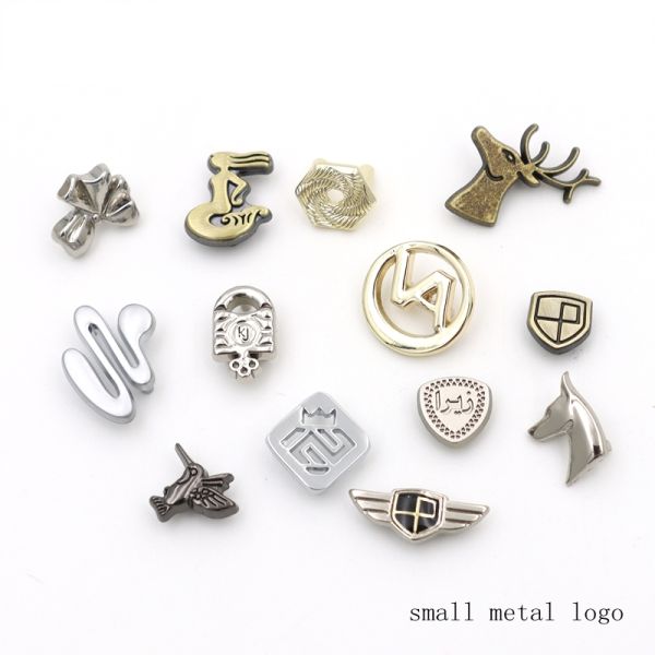 Custom Hat Metal Logo Zinc Alloy 15mm Small Metal Logo Tag With Post Mounting