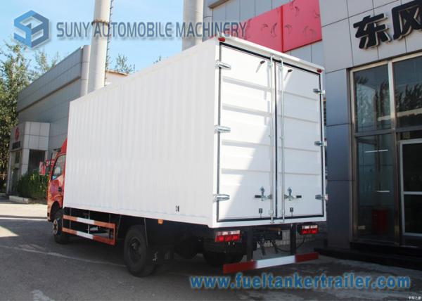 5 T - 8 T 4x2 Dongfeng Refrigerator Van Truck 88 KW / 120 Hp  LHD / RHD