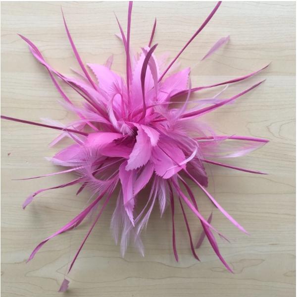 15*15 cm Goose Feather Flower Mount Wire Accessory for Professional Presentation