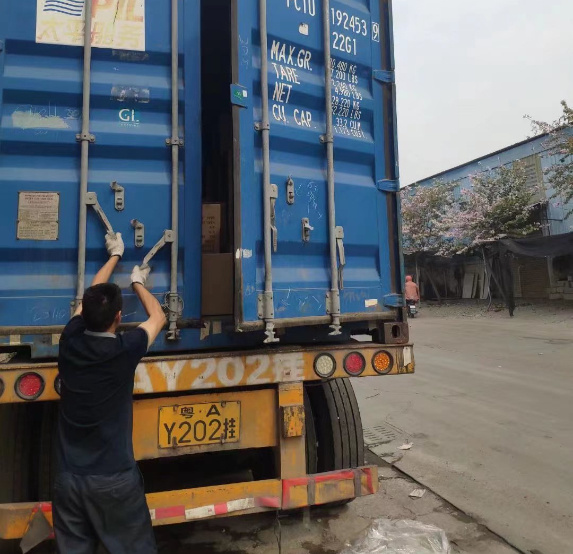 9 máquina de biselado de línea recta de vidrio vertical con husillo para espesor de vidrio de 3 a 12 mm