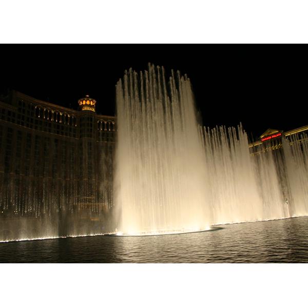 Amazing Dubai Water Fountain , LED Light Show Fountain Novel / Scientific Design