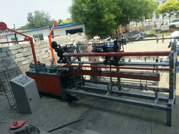 Fully-Automatic PLC control double wire feeding Chain Link Fence Machine